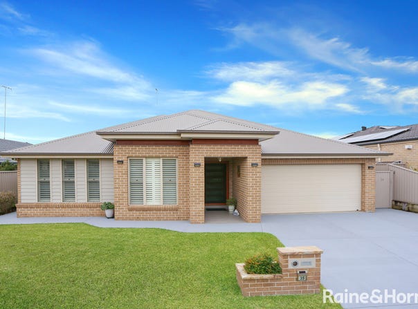 35 Fairlie Street, Kellyville Ridge, NSW 2155