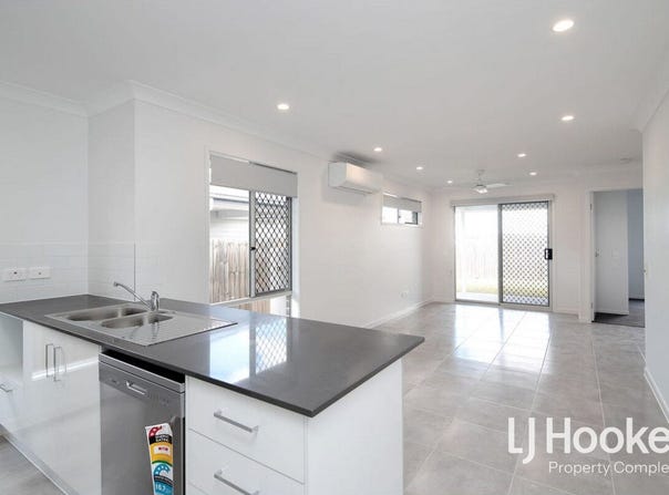 13 Rural Street, Park Ridge, Qld 4125