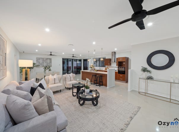 92A Blackstone Rd, Silkstone, Qld 4304