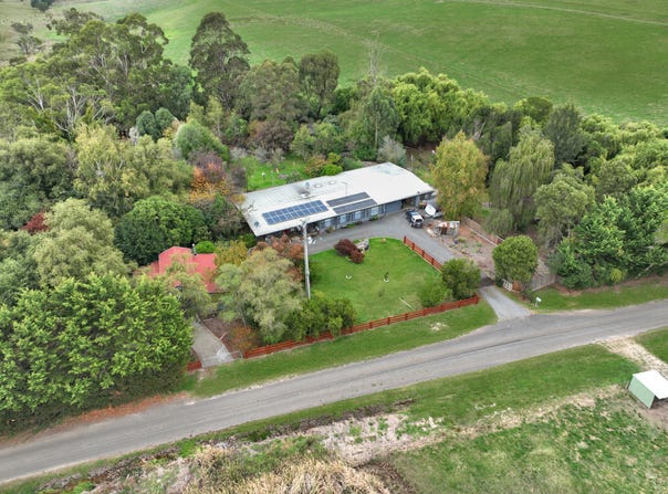 71 Farrells Road, Hill End, Vic 3825