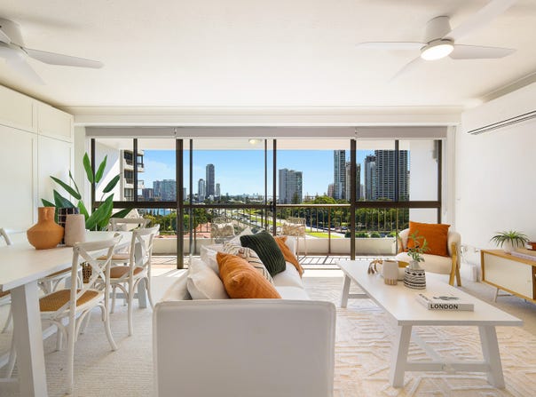34/18 Commodore Drive, Paradise Waters, Qld 4217
