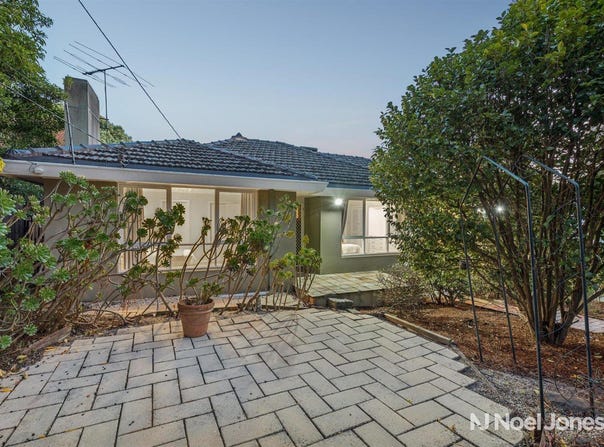4 Nelson Road, Croydon, Vic 3136