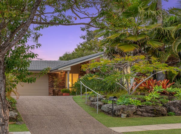 62 McPherson Road, Sinnamon Park, Qld 4073