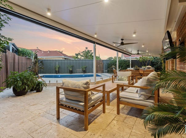 18 Cornish Crescent, Manning, WA 6152