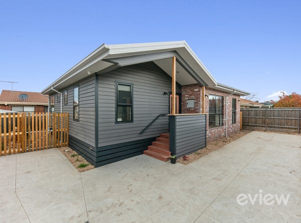 2/1 Fisken Street, Bacchus Marsh, Vic 3340