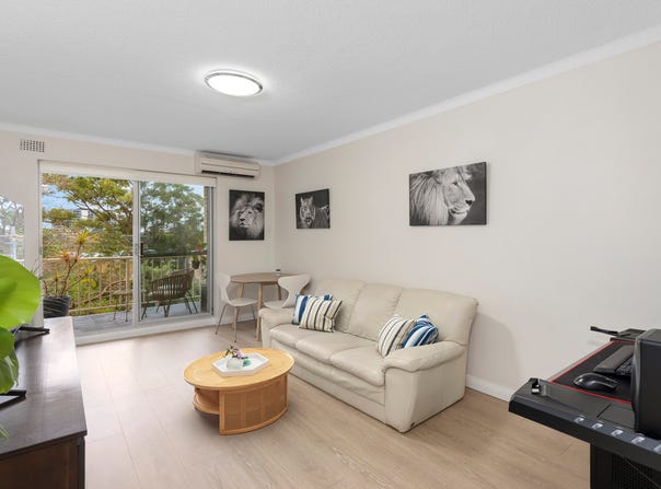 2/15 Burne Avenue, Dee Why, NSW 2099