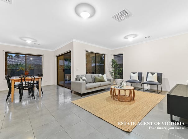 42 Bacchus Rd, Cranbourne West, Vic 3977
