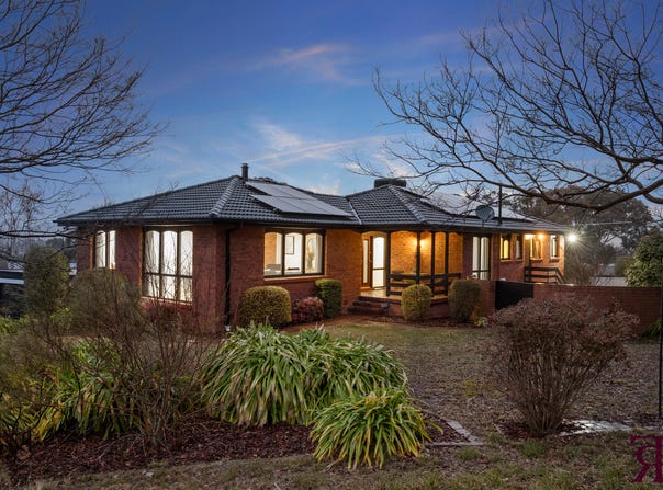13 Bennet Place, Spence, ACT 2615