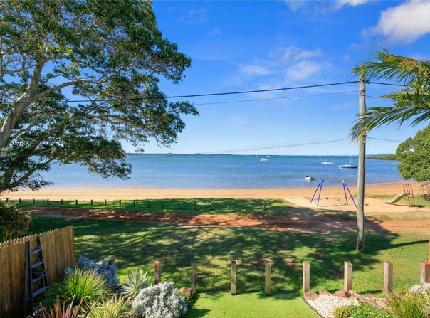 10 Wilson Lane, Victoria Point, Qld 4165