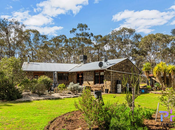 126 Bernaroo Road, Myers Flat, Vic 3556