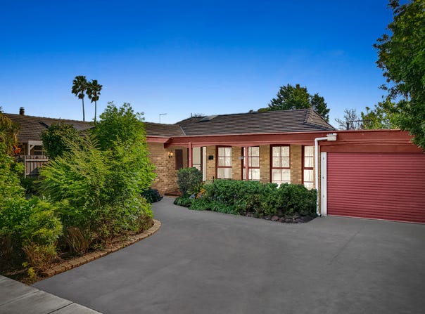 17 Jillian Street, Cranbourne, Vic 3977