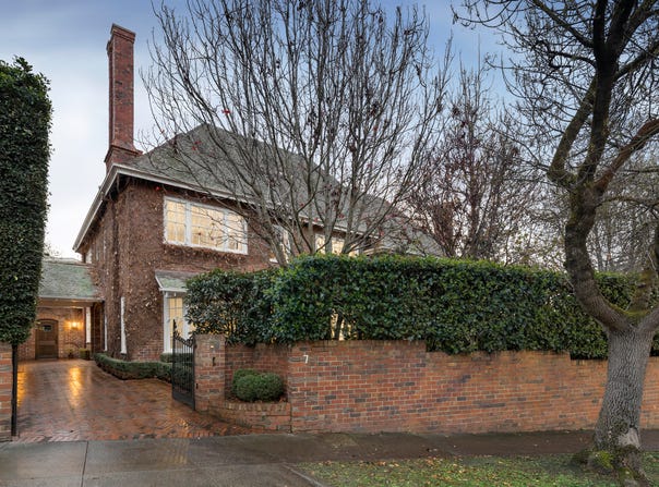 7 Yarradale Road, Toorak, Vic 3142
