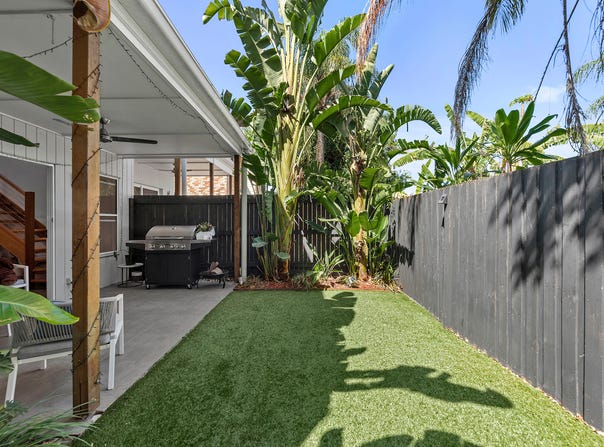 2/7 Albert Street, Annerley, Qld 4103