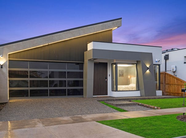 14 Denmead Drive, Donnybrook, Vic 3064