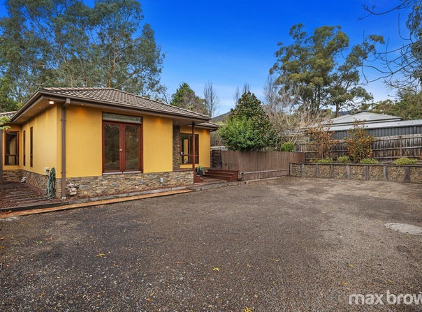 54A Canterbury Road, Montrose, Vic 3765