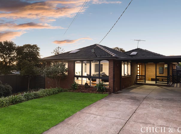 13 Castleton Court, Gladstone Park, Vic 3043