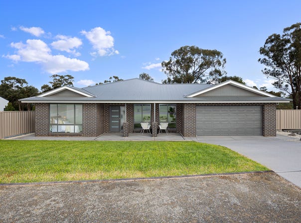 14 Kingdon Drive, Coolamon, NSW 2701