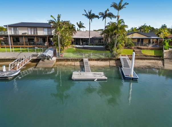 6 Nautilus Place, Biggera Waters, Qld 4216