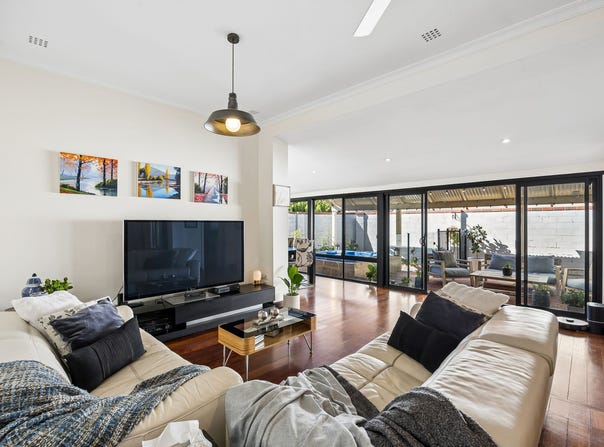 42 Brady Street, Mount Hawthorn, WA 6016