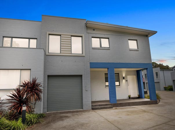 21/3 Sidhu Place, Quakers Hill, NSW 2763