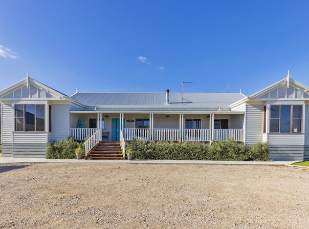 597 Tyntynder Central Road, Tyntynder, Vic 3586