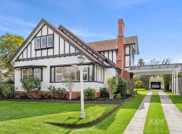 106 Nicholas Street, Newtown, Vic 3220