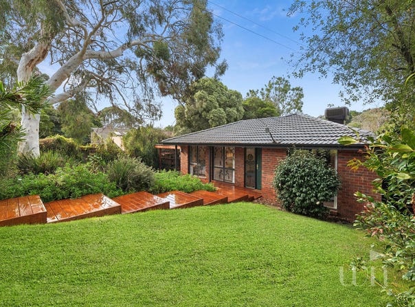 39 St Ives Grove, Mount Martha, Vic 3934