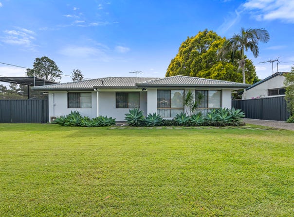 9 Federation Drive, Bethania, Qld 4205