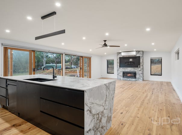 83 La Cote Road, Greendale, Vic 3341