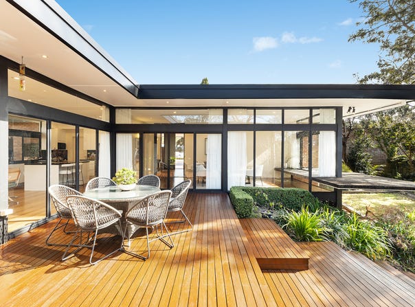15 Collins Road, St Ives, NSW 2075