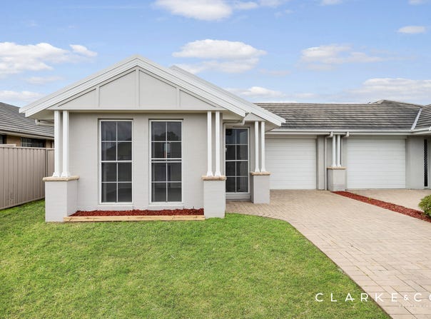 2/10 Connel Drive, Heddon Greta, NSW 2321