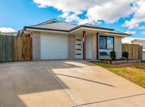 63 Barlow Street, Cranley, Qld 4350