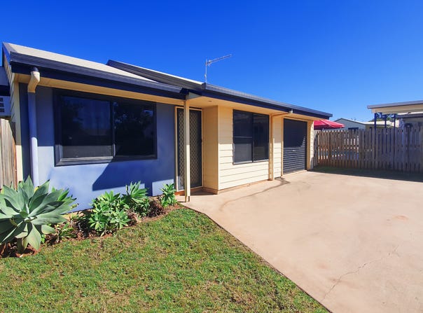 32A SAVANNAH Drive, Moranbah, Qld 4744