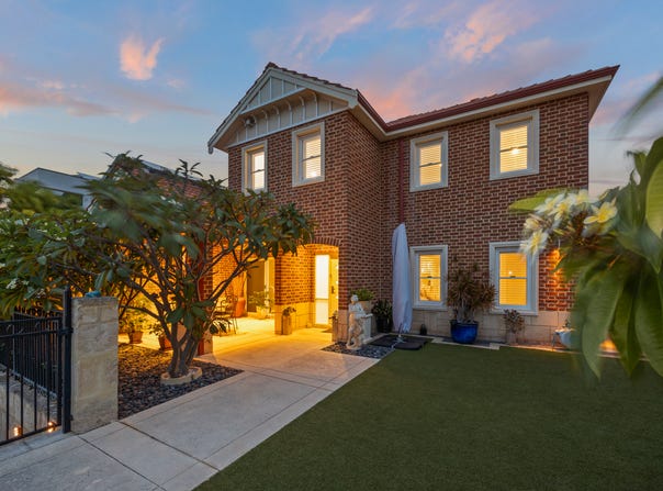 83 Delgado Parade, Iluka, WA 6028