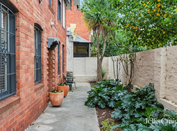 1/24-30 Raglan Street, South Melbourne, Vic 3205