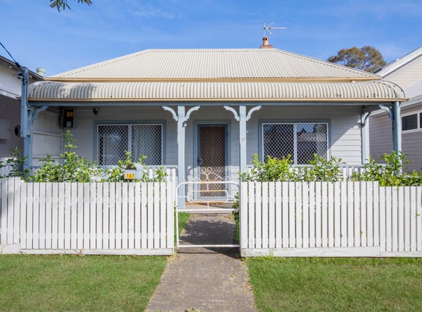 107 Cleary Street, Hamilton, NSW 2303