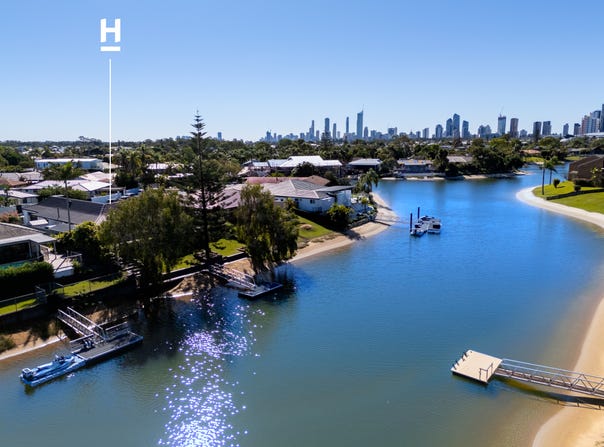 9 Reef Court, Mermaid Waters, Qld 4218