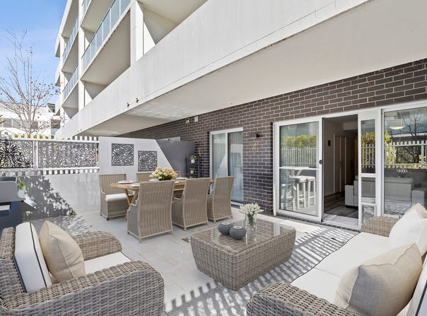 176/142 Anketell Street, Greenway, ACT 2900