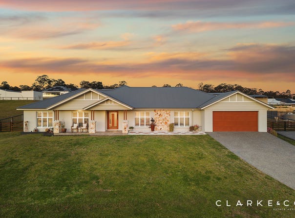 59 Pin Oak Circuit, Branxton, NSW 2335