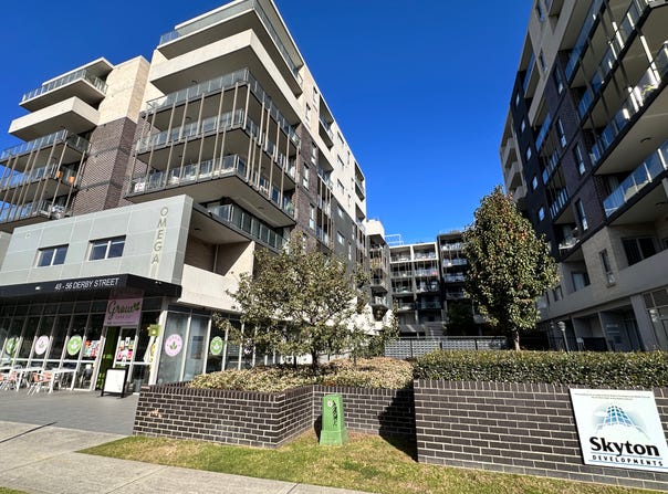 B004/48-56  Derby Street, Kingswood, NSW 2747
