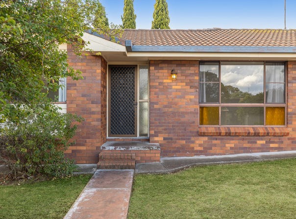 3 Kingsford Smith Drive, Wilsonton, Qld 4350