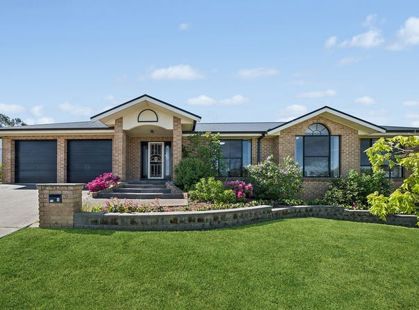 4 Majestic Way, Orange, NSW 2800