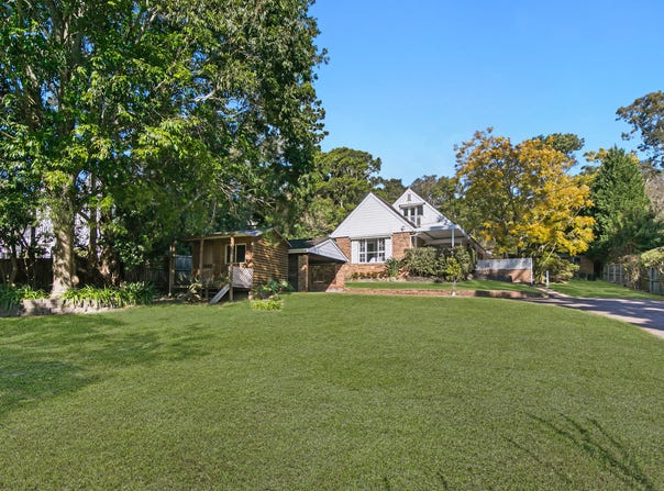 70 Kitchener Street, St Ives, NSW 2075