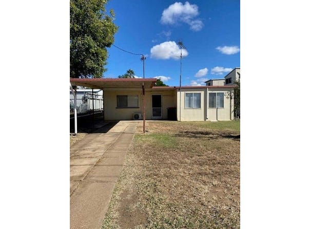 1/7 Bluff Street, Blackwater, Qld 4717