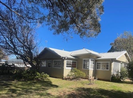 36 Ryanda Street, Guyra, NSW 2365