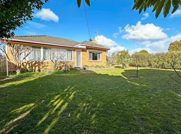 86 Brandy Creek Road, Warragul, Vic 3820
