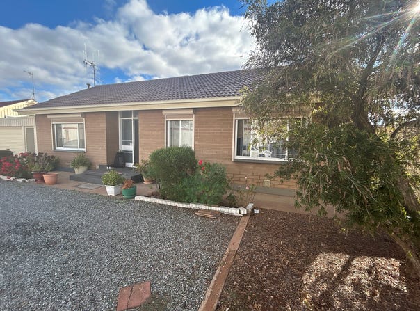 9 Hall Street, Whyalla Stuart, SA 5608