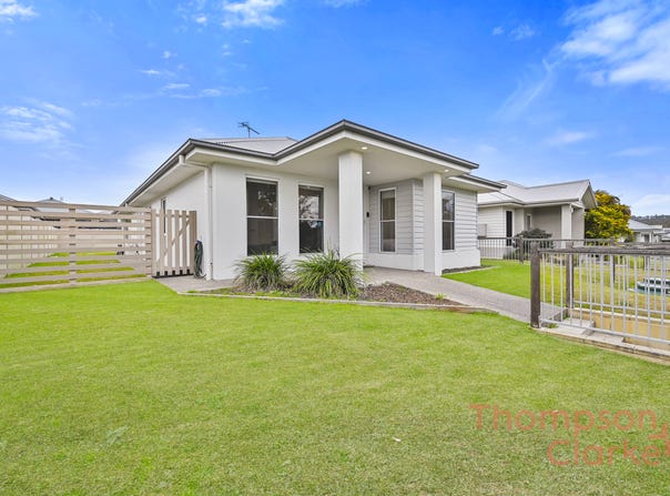12 Chapell Street, North Rothbury, NSW 2335