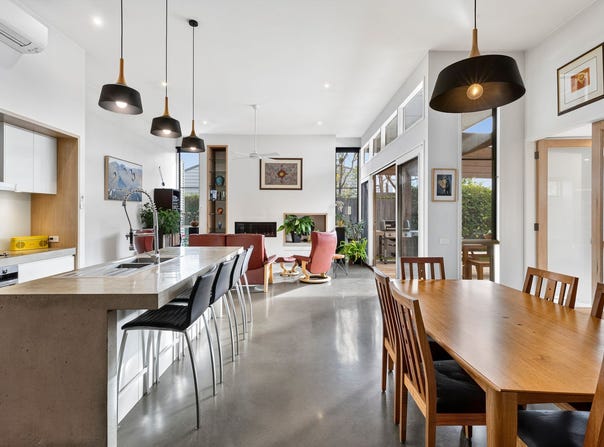 2/37-39 Golf Links Road, Barwon Heads, Vic 3227
