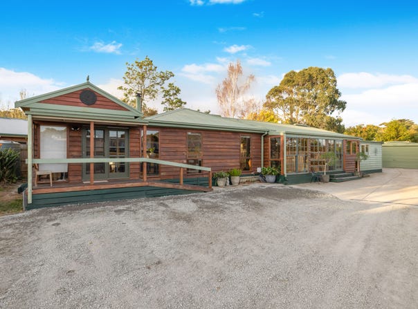 22 Tynong Road, Tynong, Vic 3813